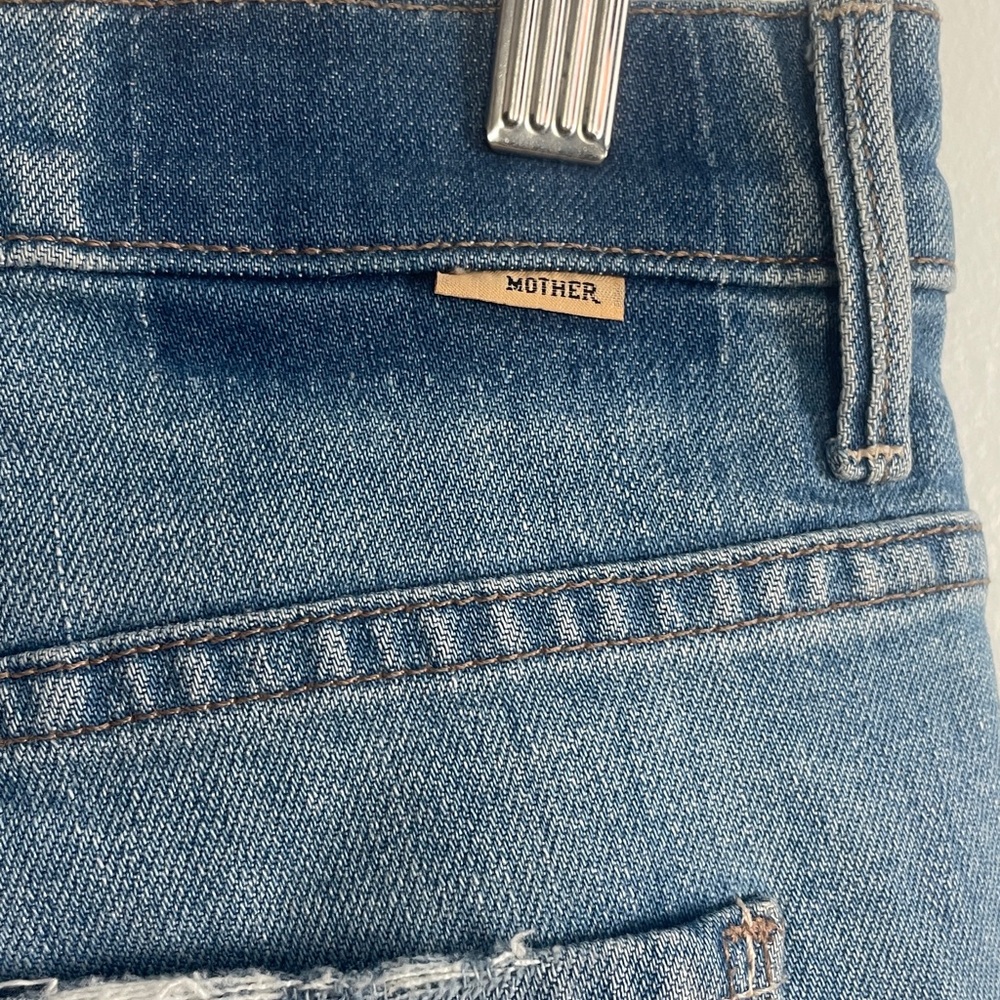 MOTHER The Insider Distressed Light Blue Straight-Leg Jeans Size 25 - Picture 13 of 15